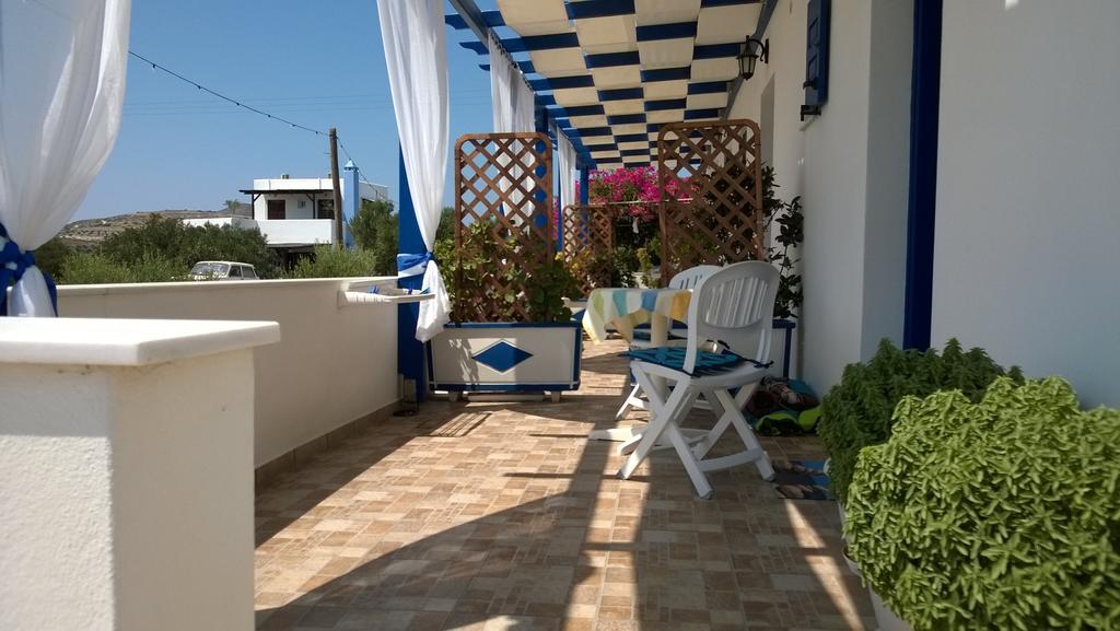 Stolidi Adamantas (Milos) Exterior foto